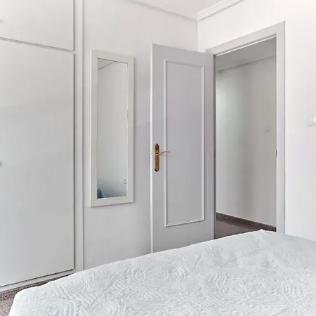 شقة Apartamento Habaneras Playa Del Cura تورّيفيِخا